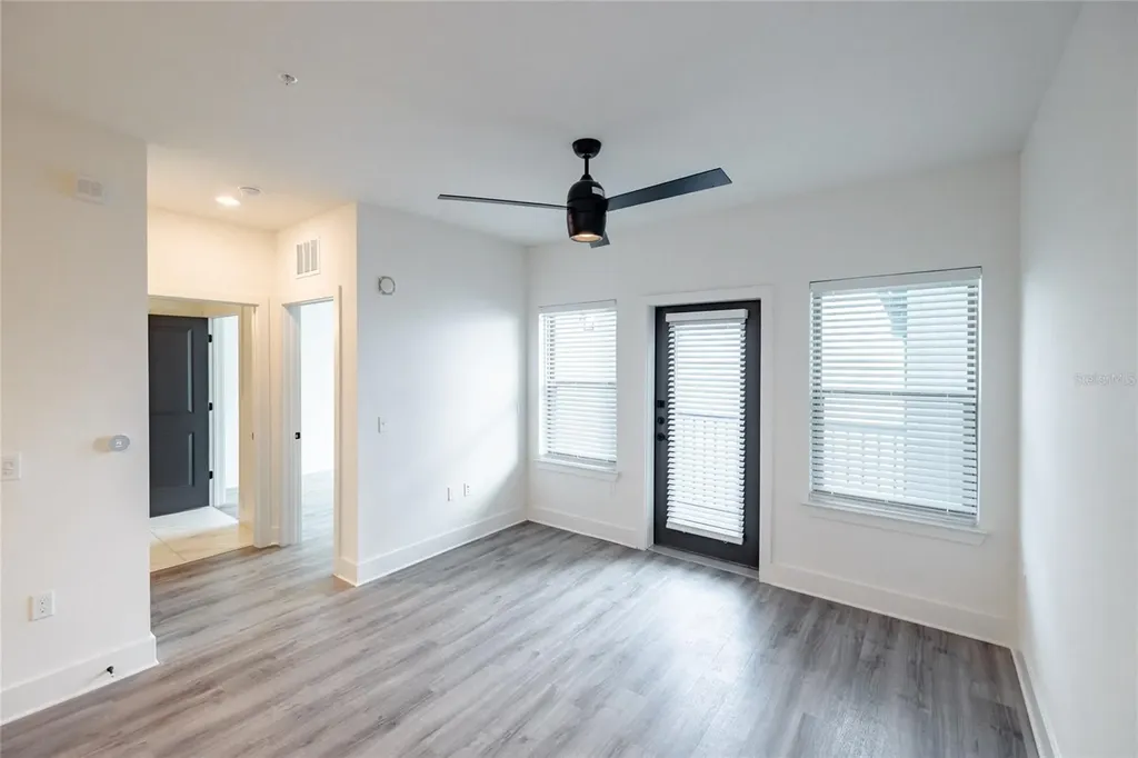 1420 Lakefront Drive Sarasota FL 34240