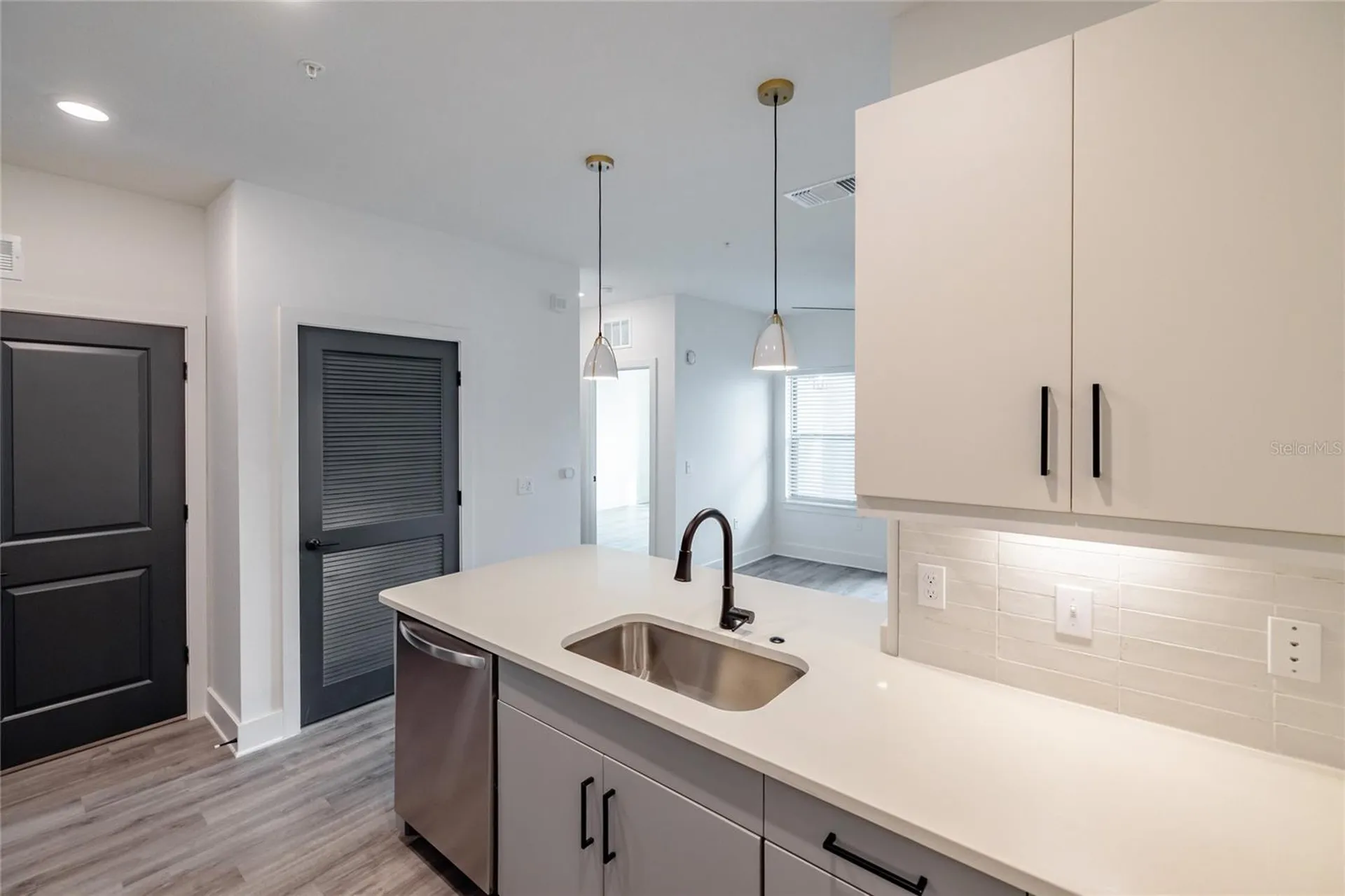 1420 Lakefront Drive Sarasota FL 34240