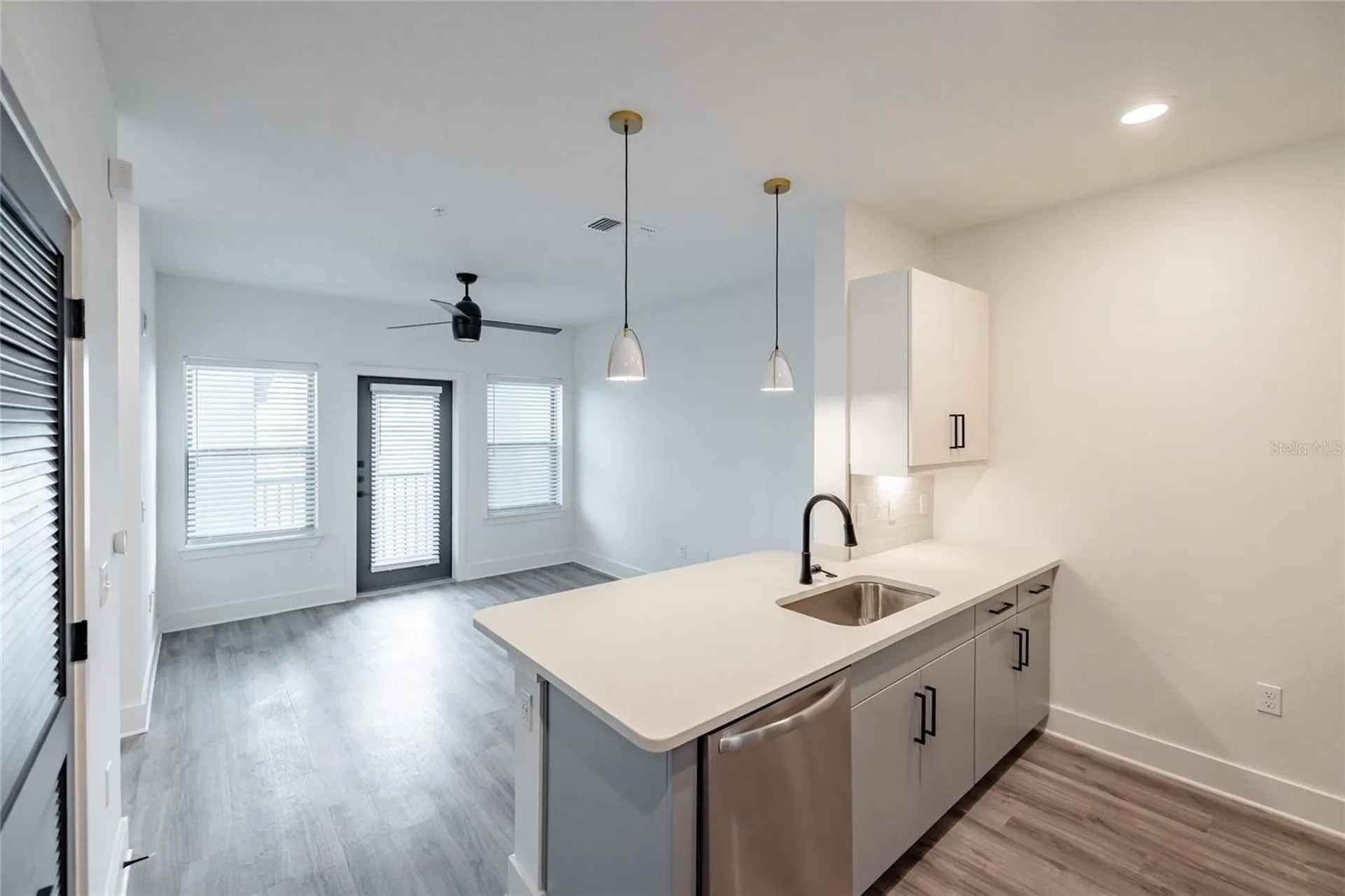 1420 Lakefront Drive Sarasota FL 34240