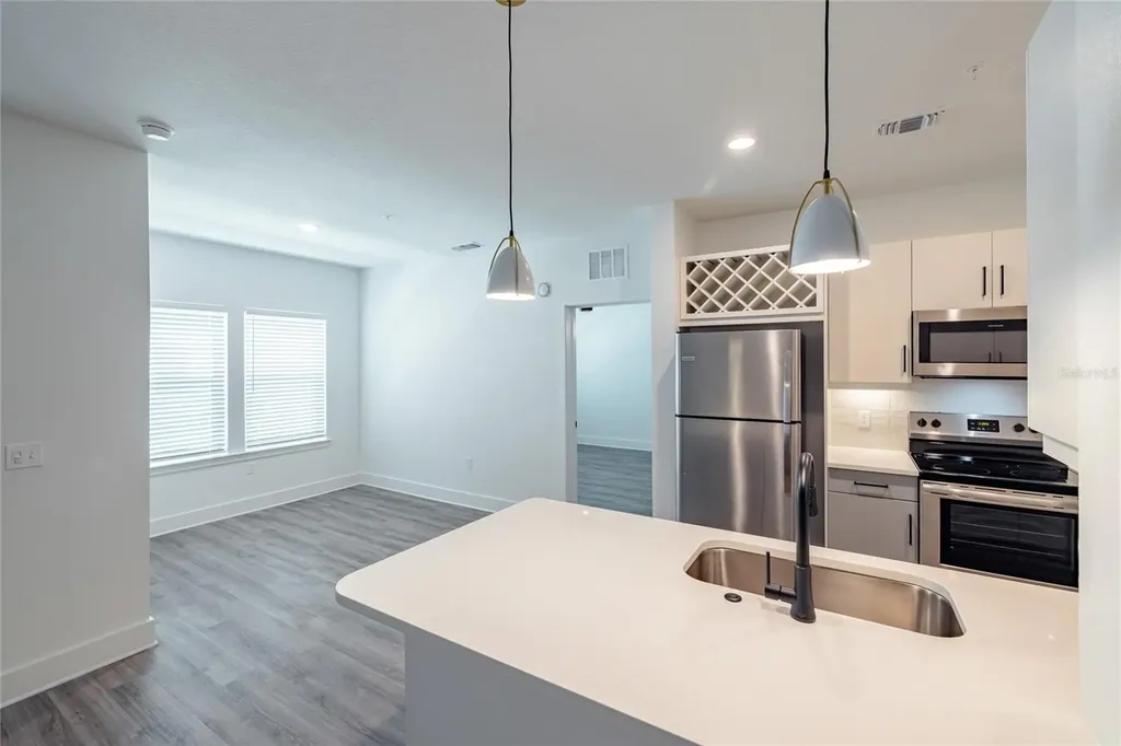 1420 Lakefront Drive Sarasota FL 34240