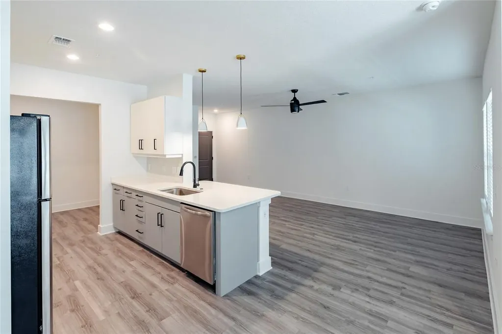 1420 Lakefront Drive Sarasota FL 34240