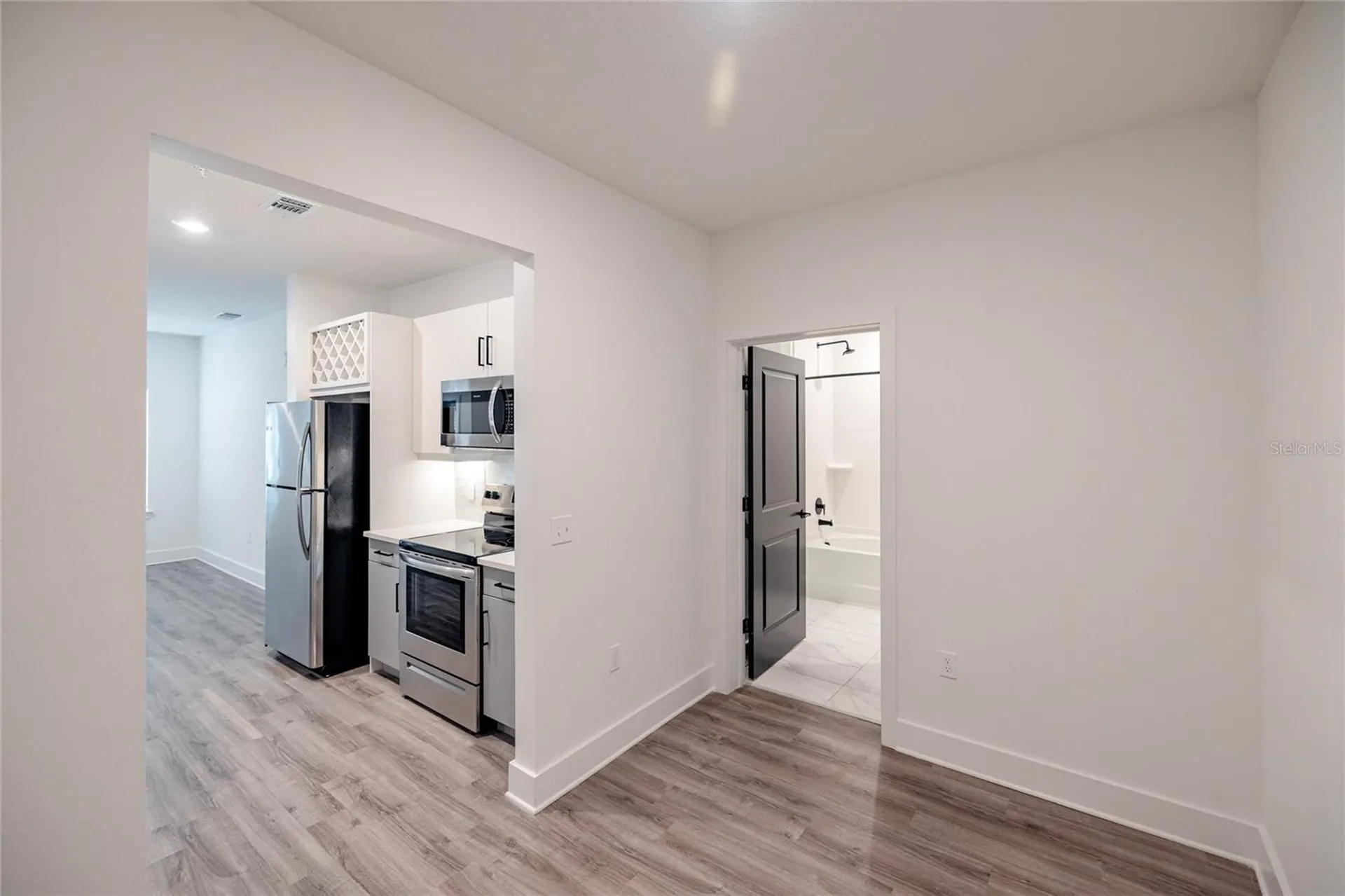 1420 Lakefront Drive Sarasota FL 34240