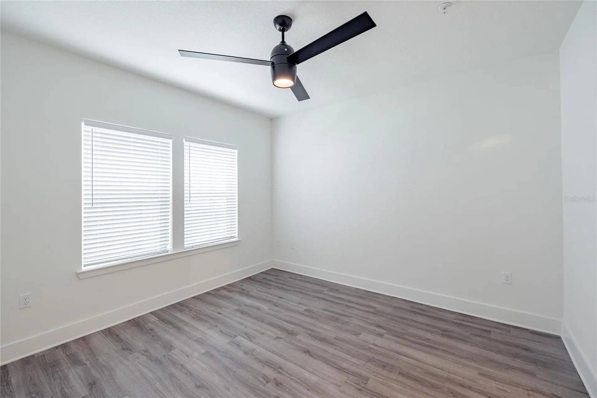 1420 Lakefront Drive Sarasota FL 34240