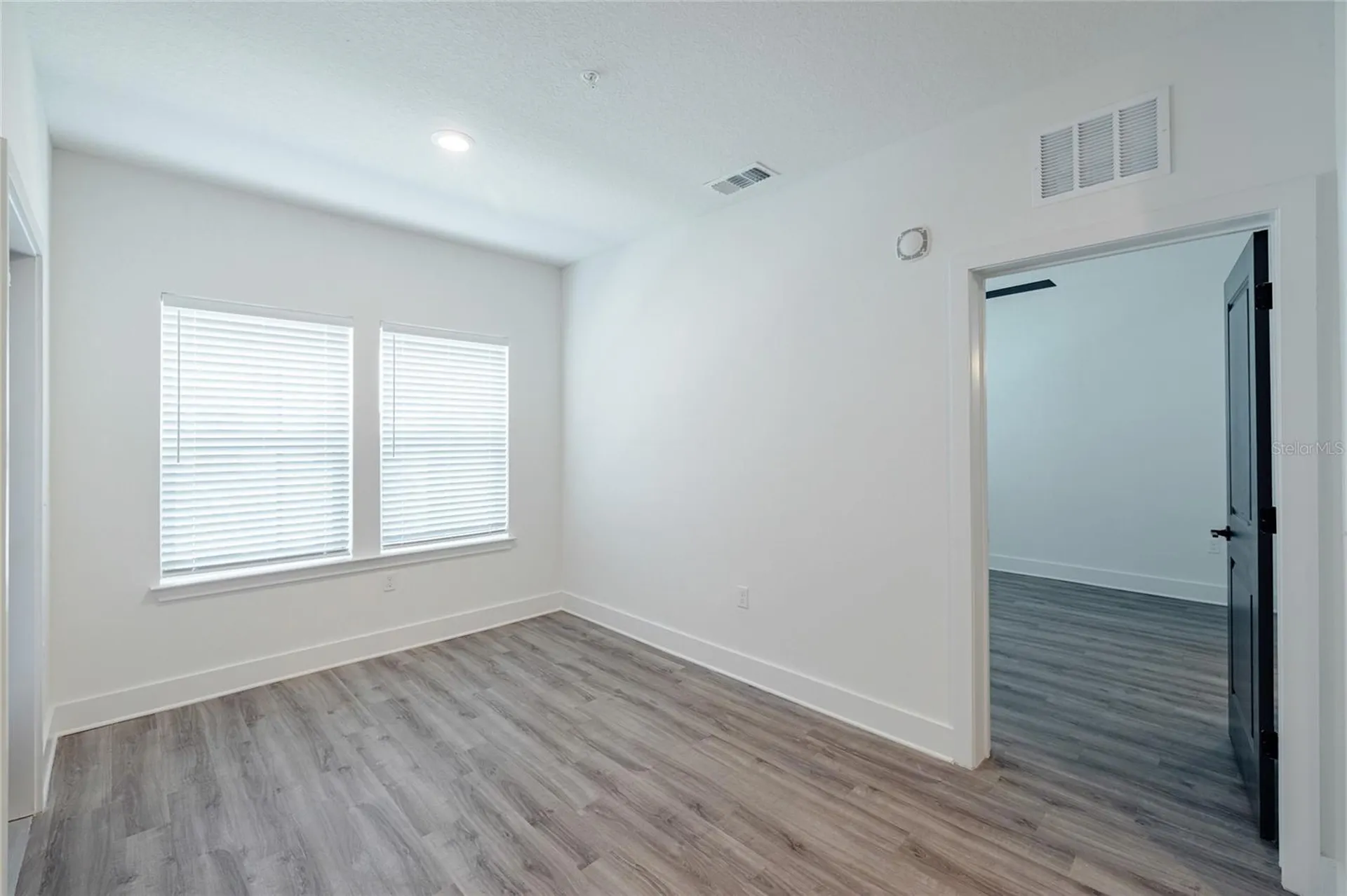 1420 Lakefront Drive Sarasota FL 34240
