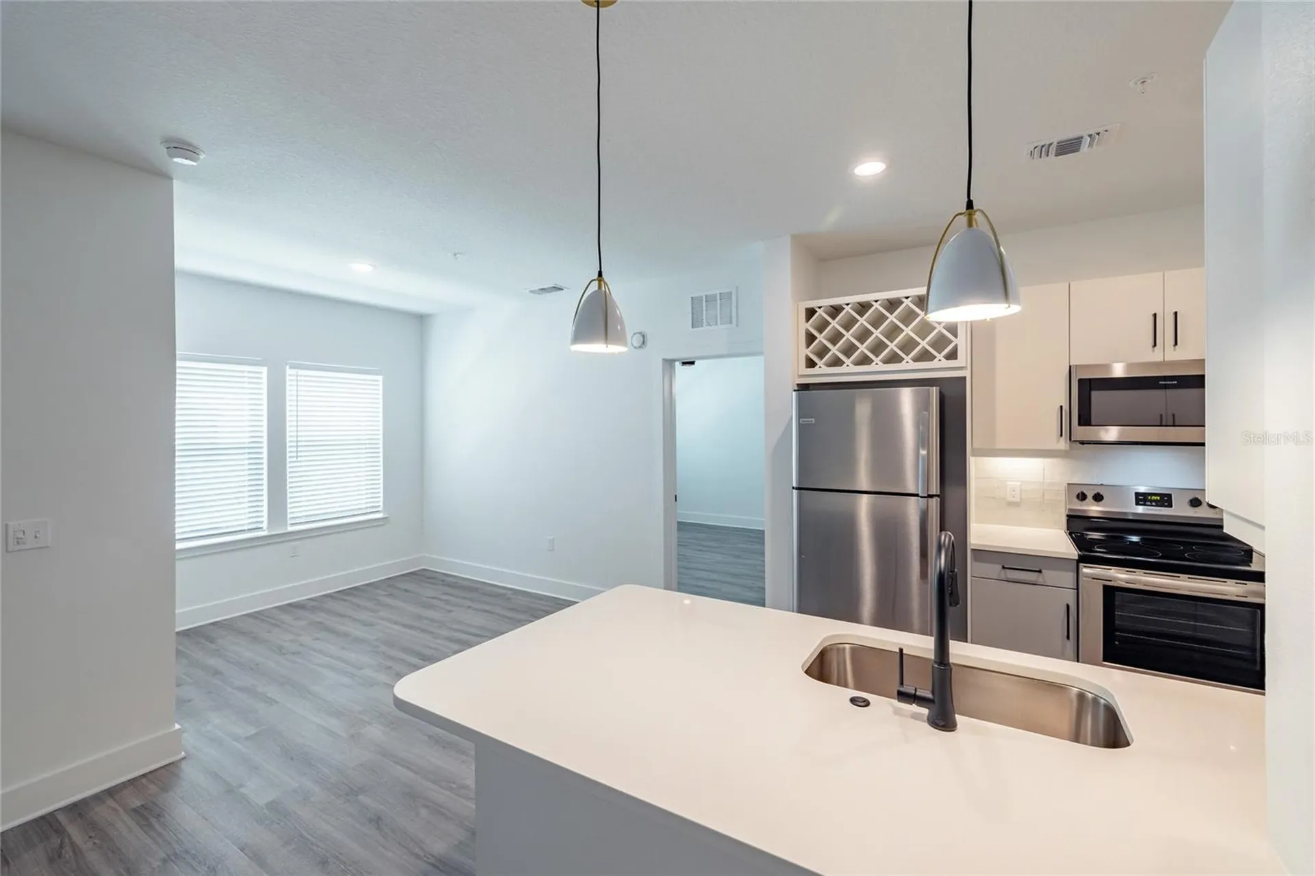 1420 Lakefront Drive Sarasota FL 34240