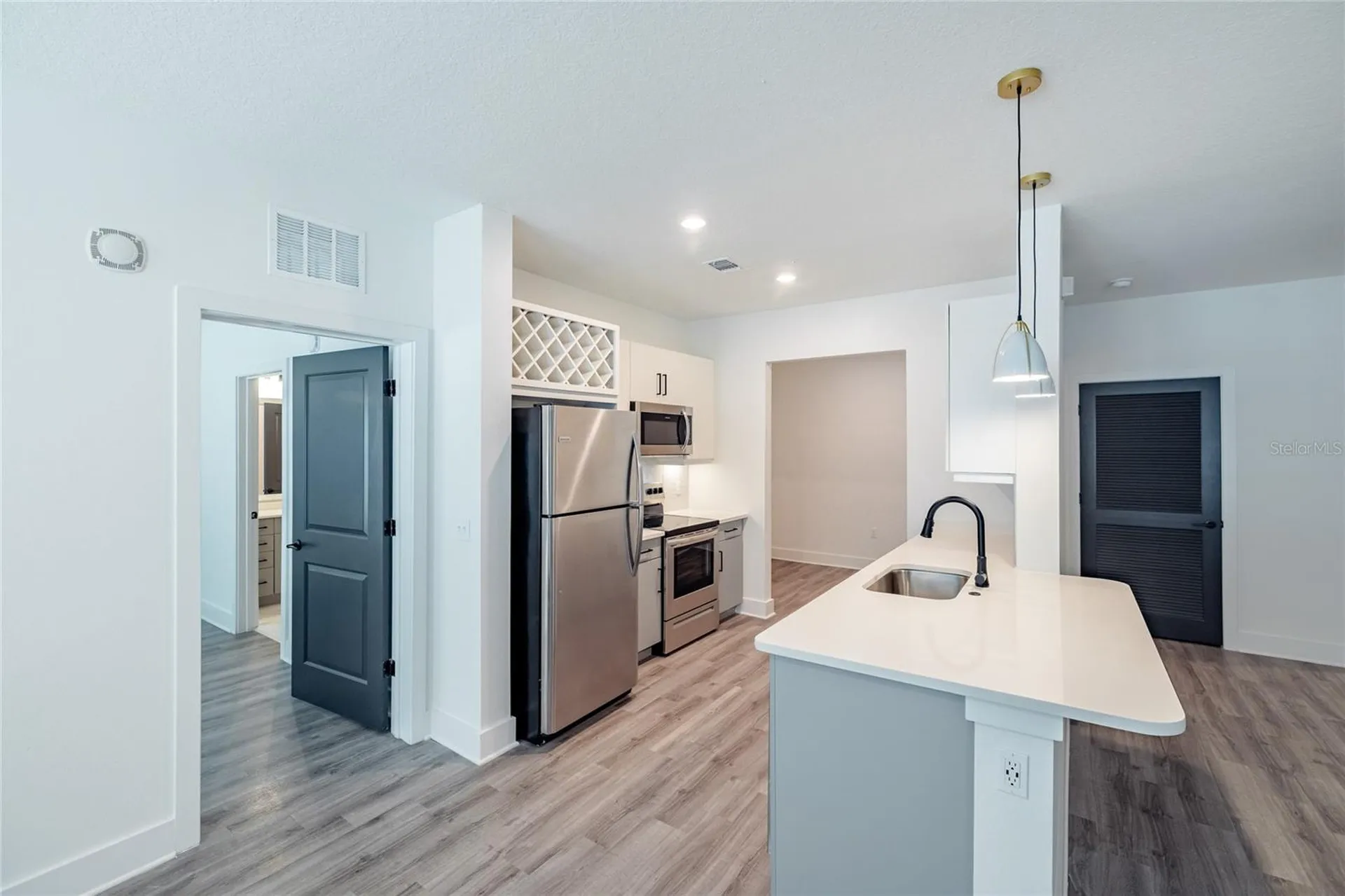 1420 Lakefront Drive Sarasota FL 34240