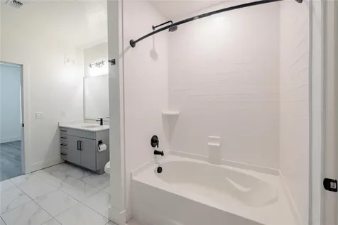 1420 Lakefront Drive Sarasota FL 34240