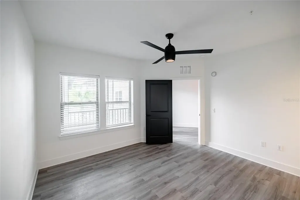 1420 Lakefront Drive Sarasota FL 34240