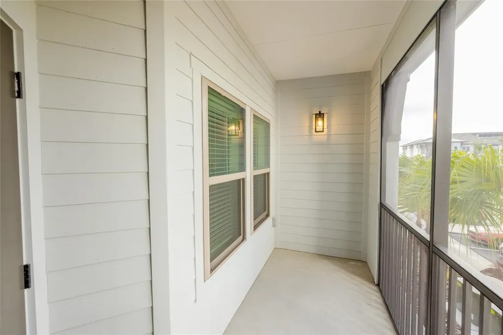 1420 Lakefront Drive Sarasota FL 34240