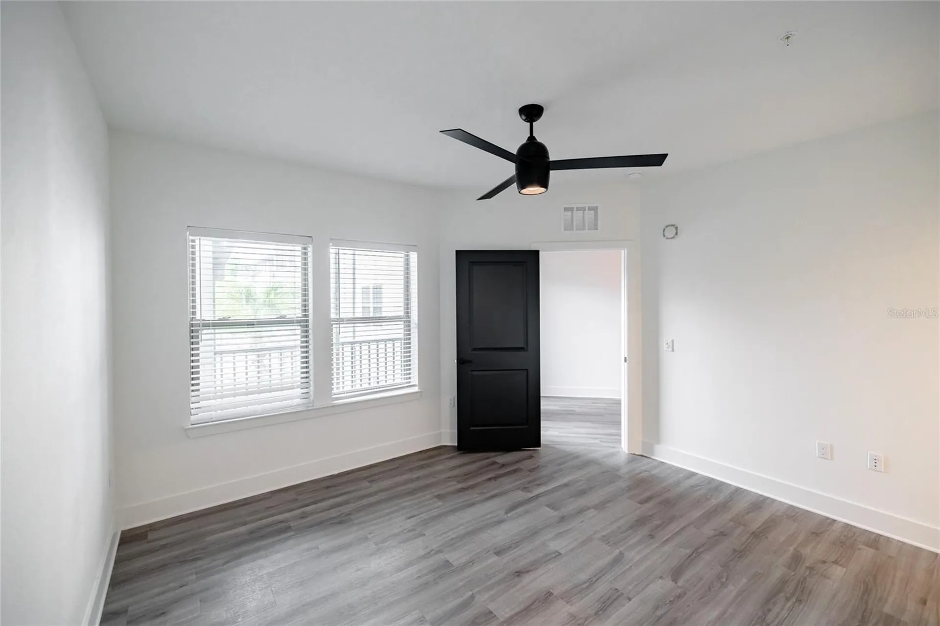 1420 Lakefront Drive Sarasota FL 34240