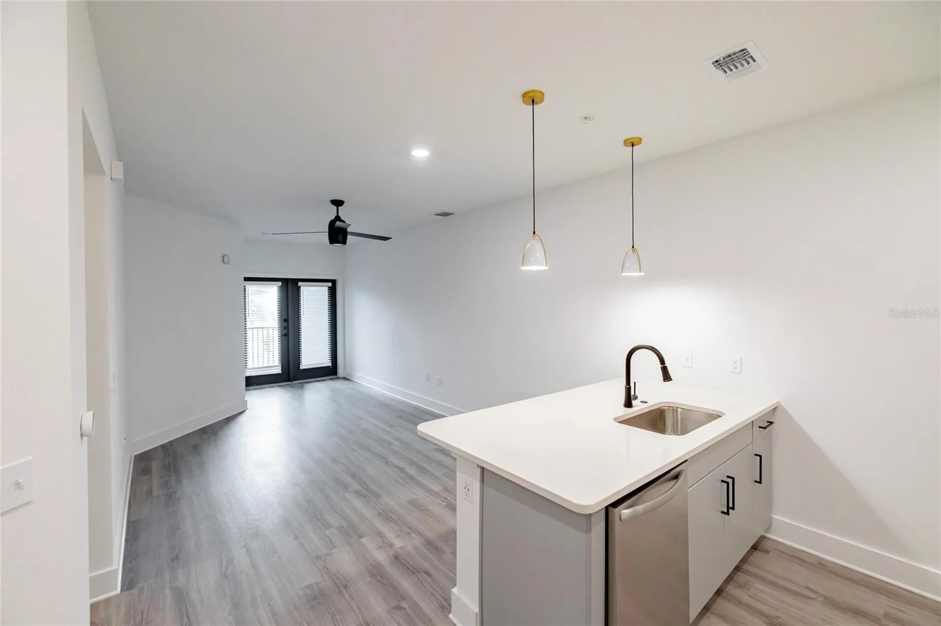 1420 Lakefront Drive Sarasota FL 34240