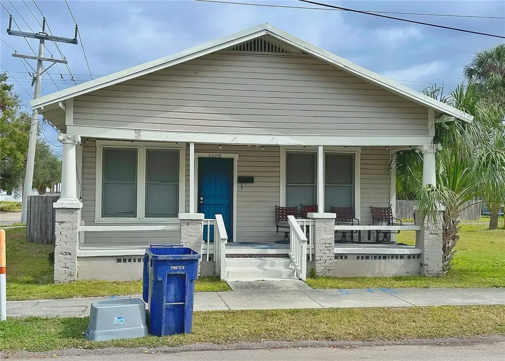 2005 N 25th Street Tampa FL 33605