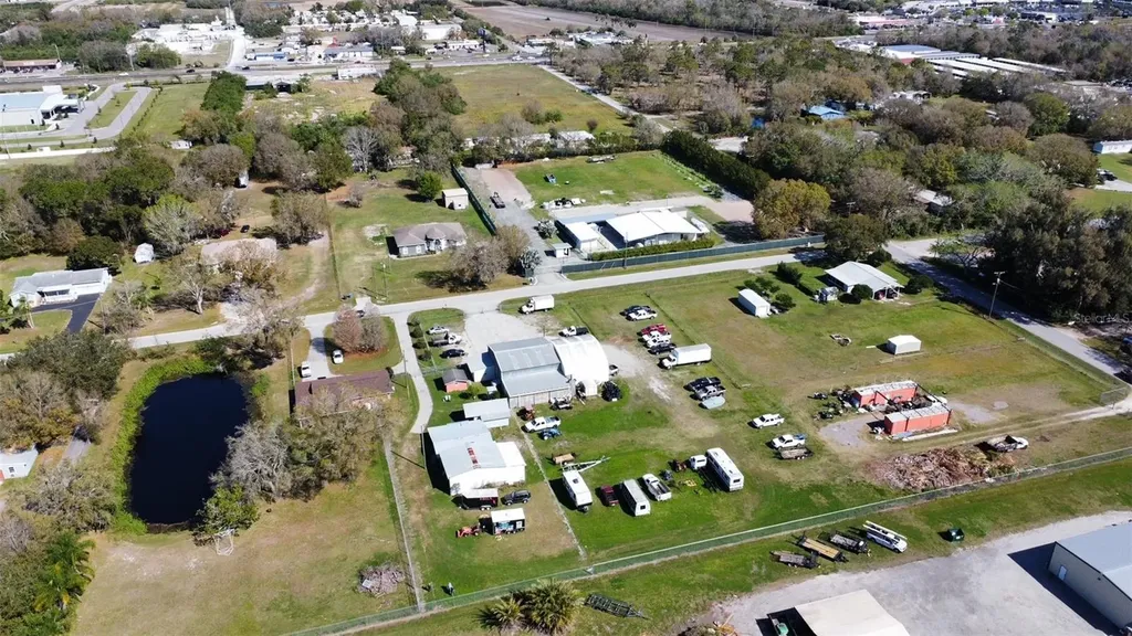 2601 11th Avenue SE Ruskin FL 33570