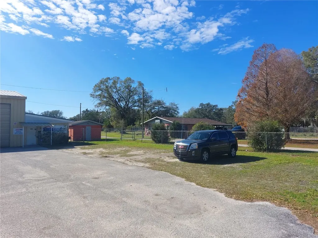 2601 11th Avenue SE Ruskin FL 33570