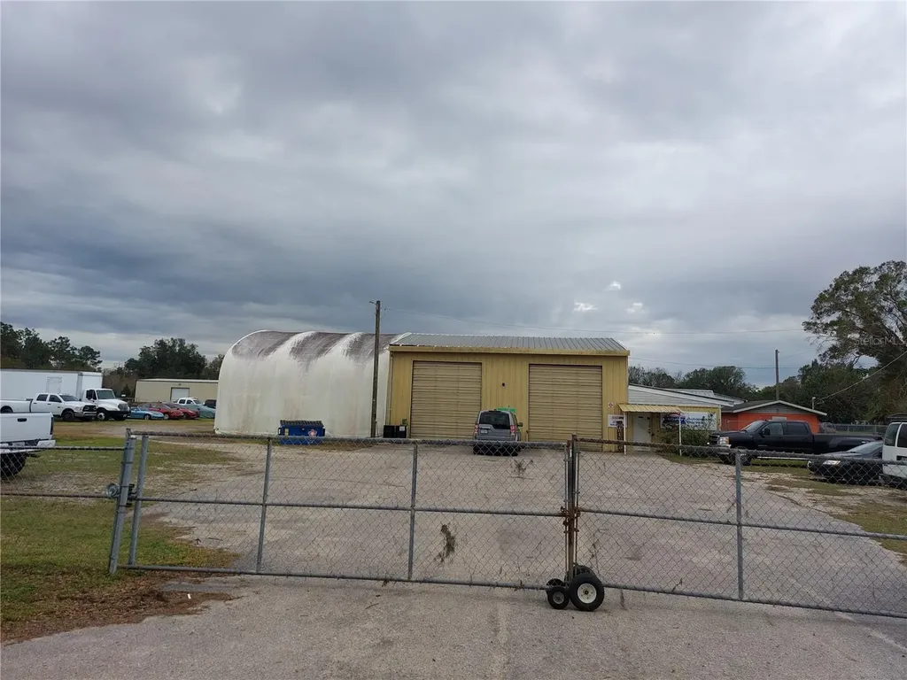 2601 11th Avenue SE Ruskin FL 33570