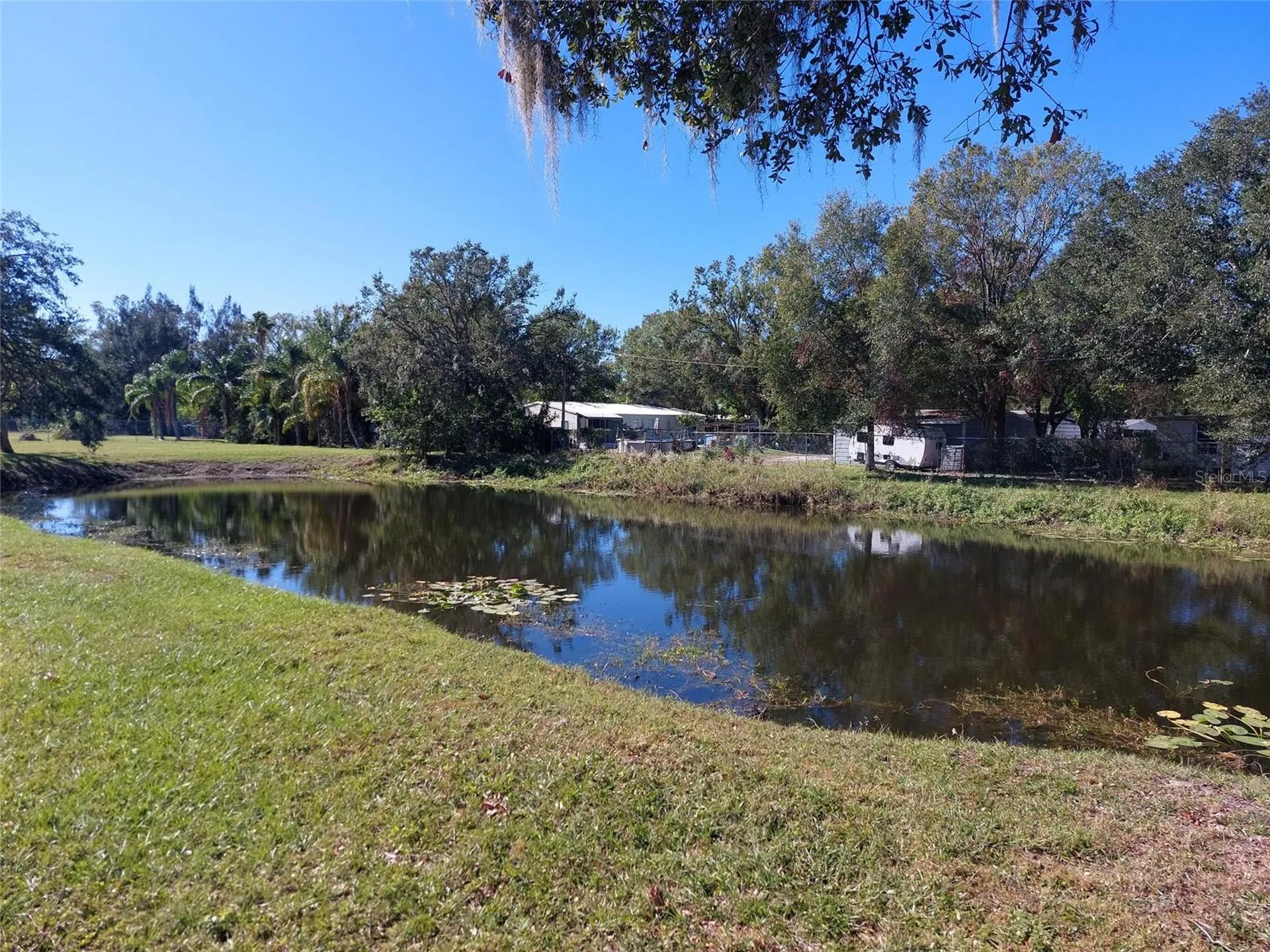 2601 11th Avenue SE Ruskin FL 33570