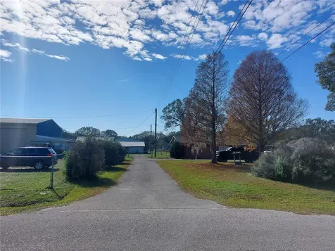 2601 11th Avenue SE Ruskin FL 33570