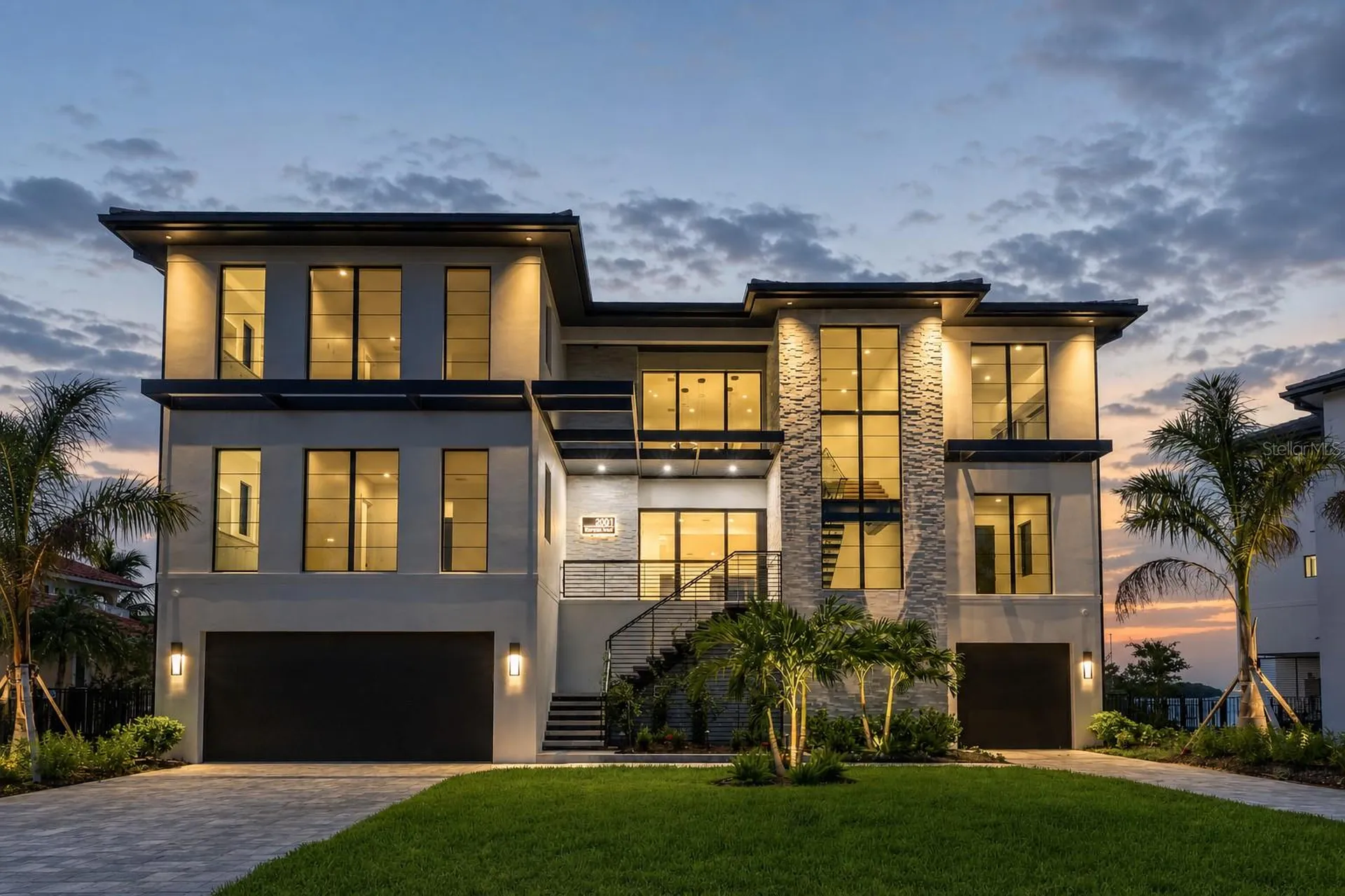 2081 Michigan Avenue NE St Petersburg FL 33703