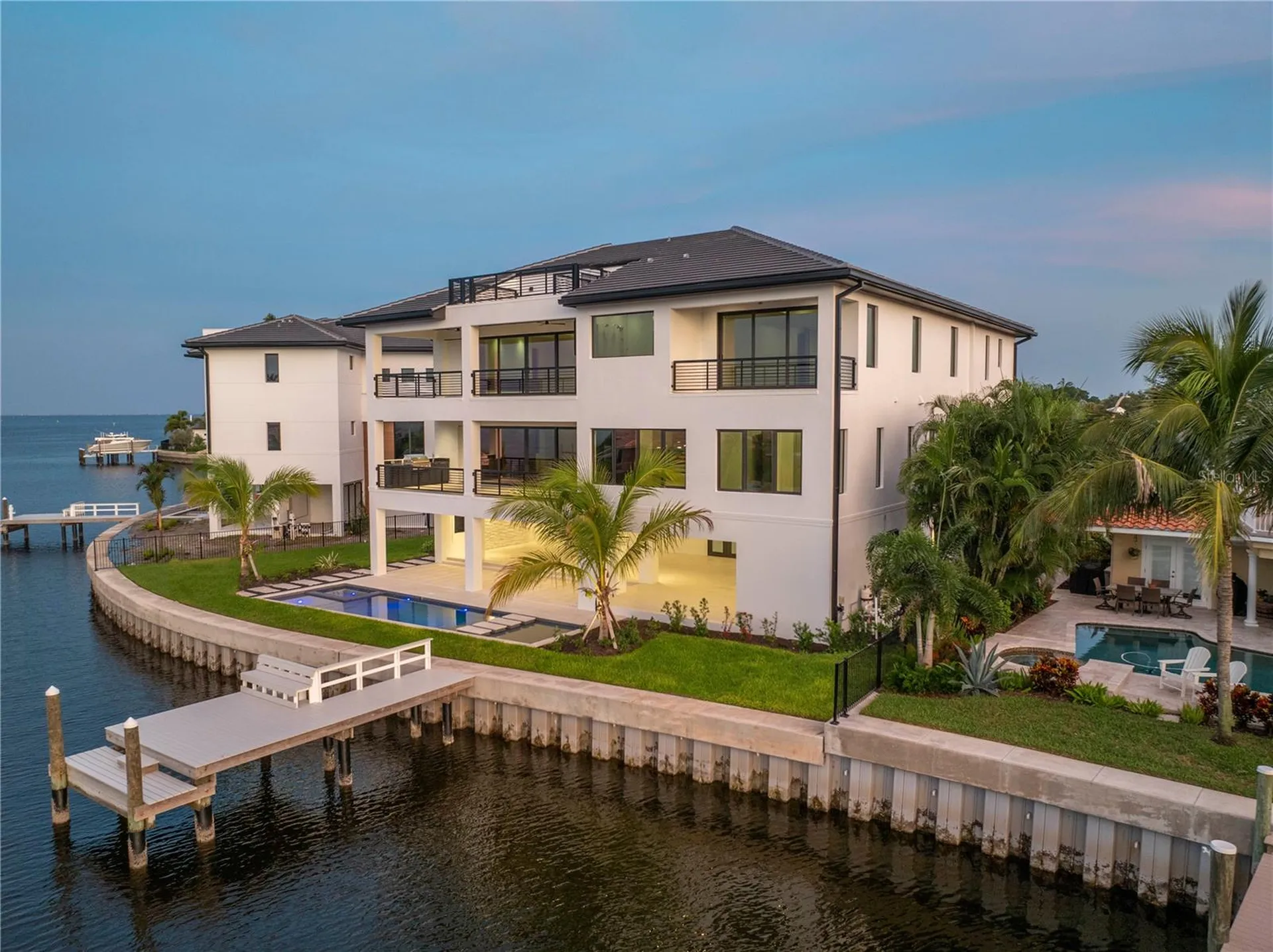 2081 Michigan Avenue NE St Petersburg FL 33703
