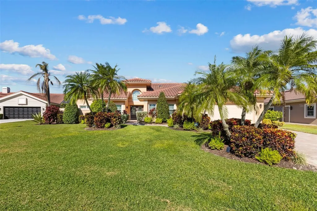 4369 Highland Oaks Circle Sarasota FL 34235