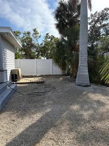 5032 Calle Minorga Sarasota FL 34242