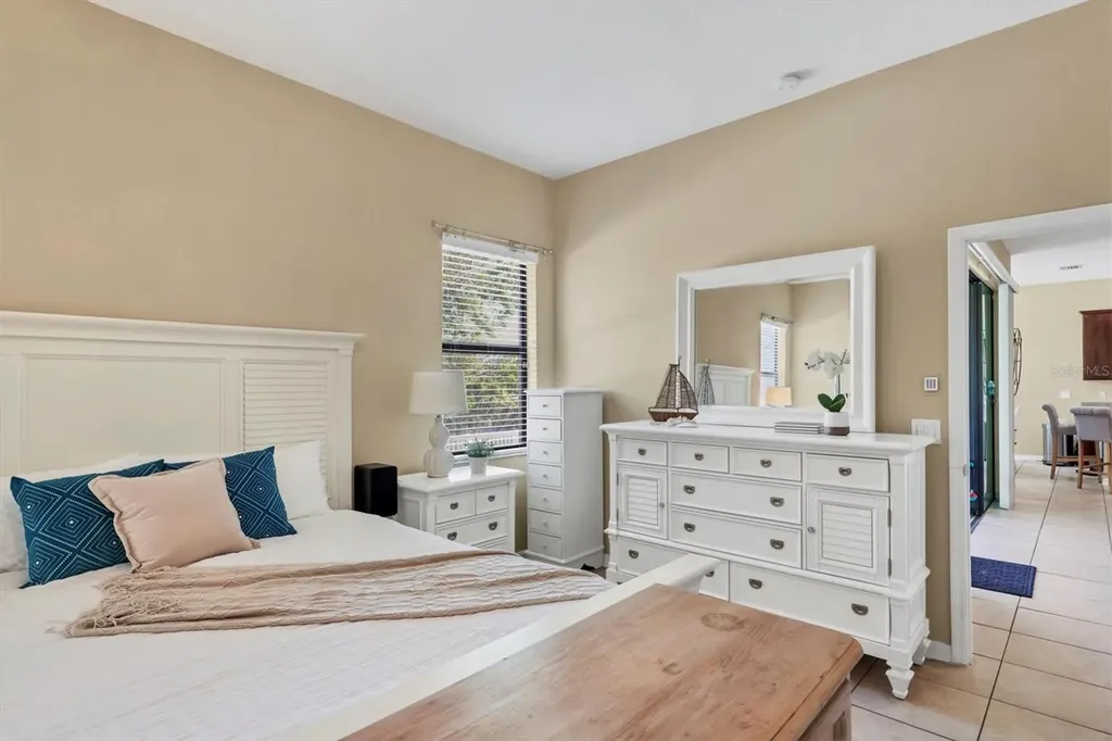 9214 Raes Creek Place Palmetto FL 34221