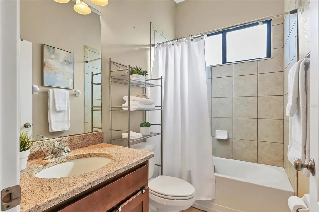 9214 Raes Creek Place Palmetto FL 34221