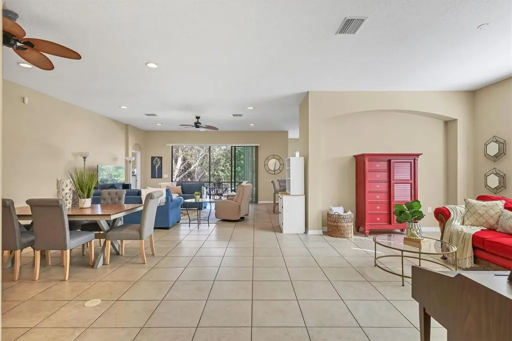 9214 Raes Creek Place Palmetto FL 34221