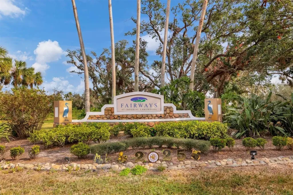 9214 Raes Creek Place Palmetto FL 34221