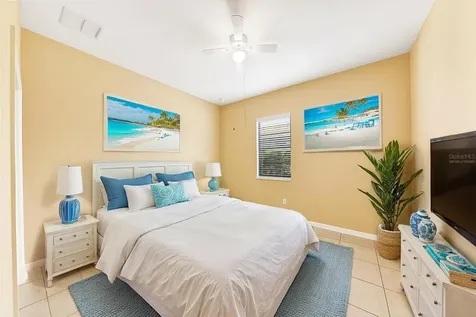 9214 Raes Creek Place Palmetto FL 34221