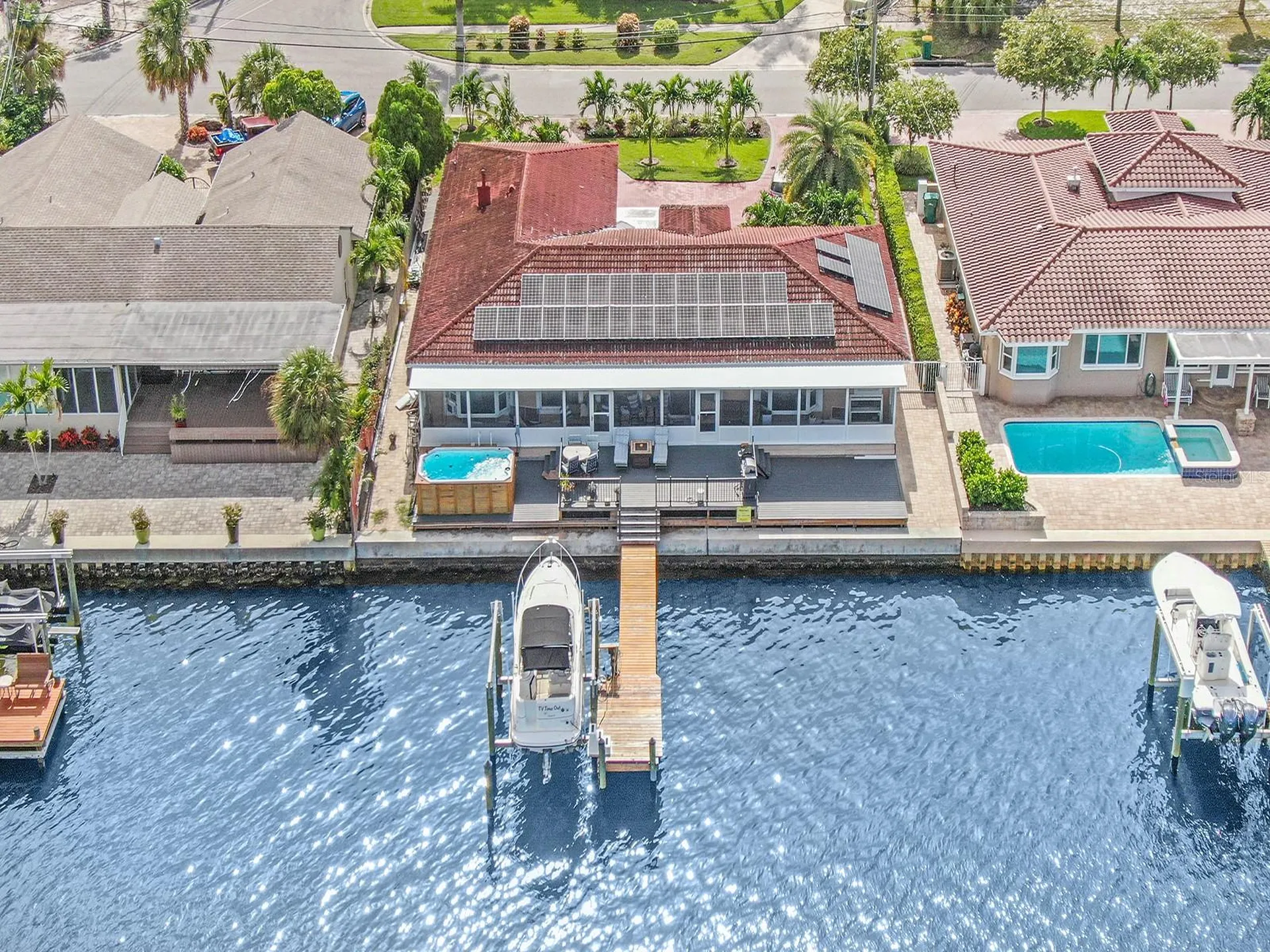 1818 Dolphin Boulevard S St Petersburg FL 33707