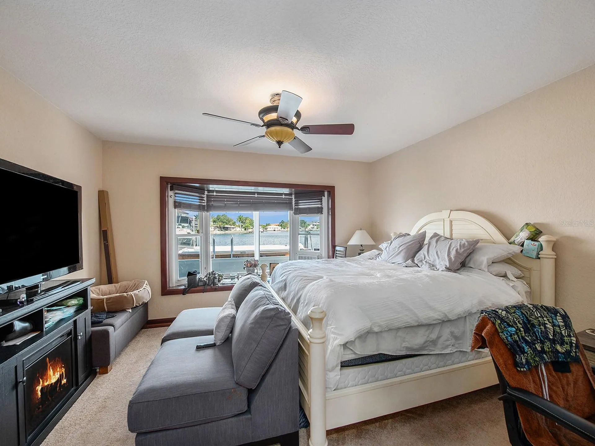 1818 Dolphin Boulevard S St Petersburg FL 33707