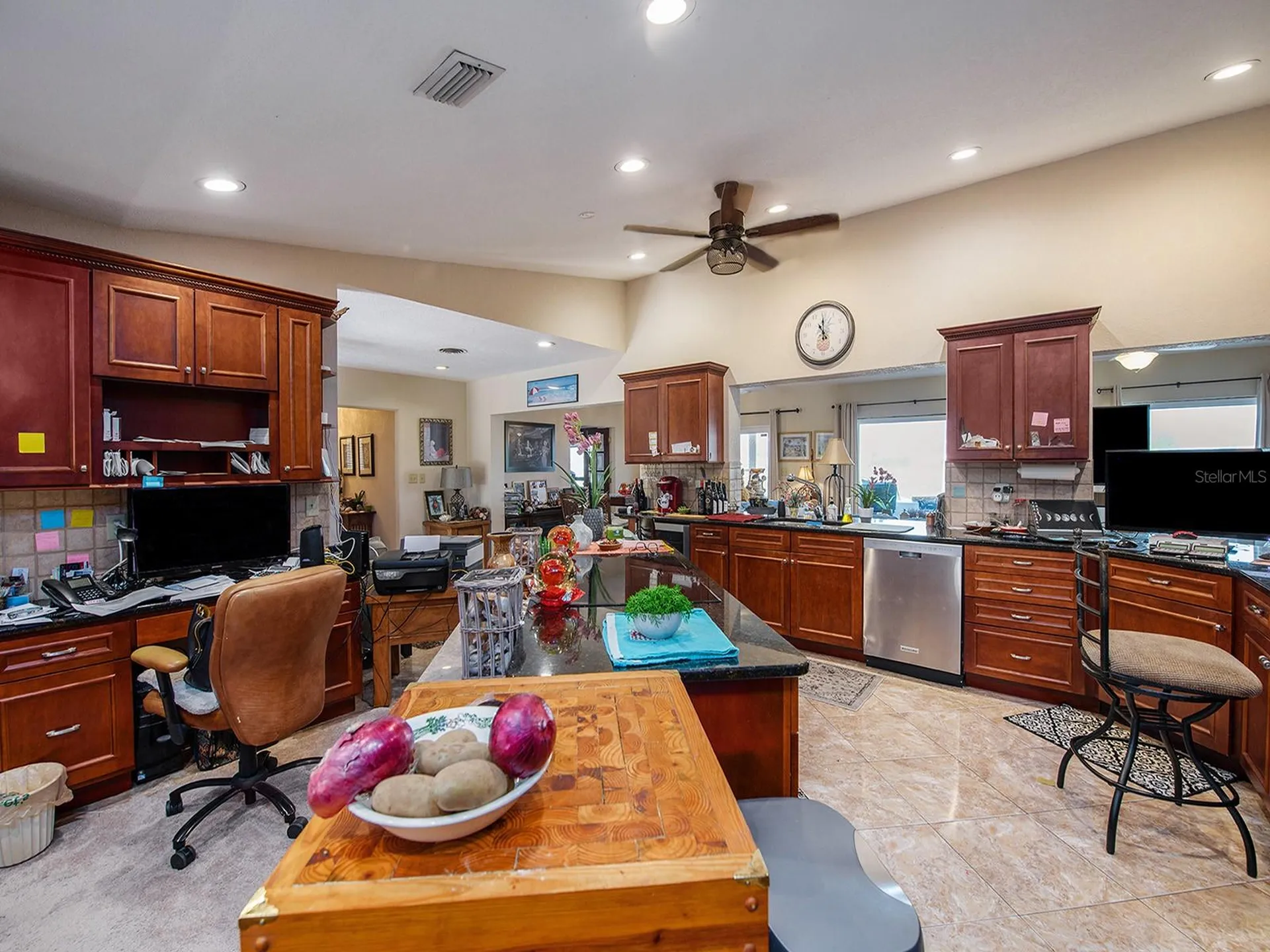 1818 Dolphin Boulevard S St Petersburg FL 33707