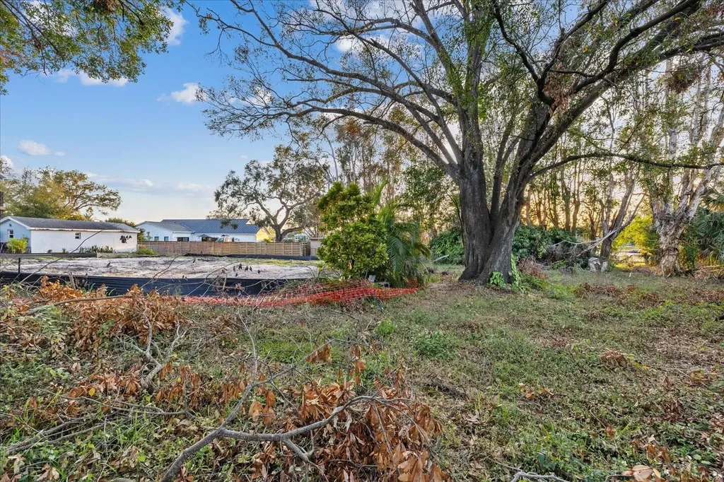 1002 W Columbus Drive Tampa FL 33602