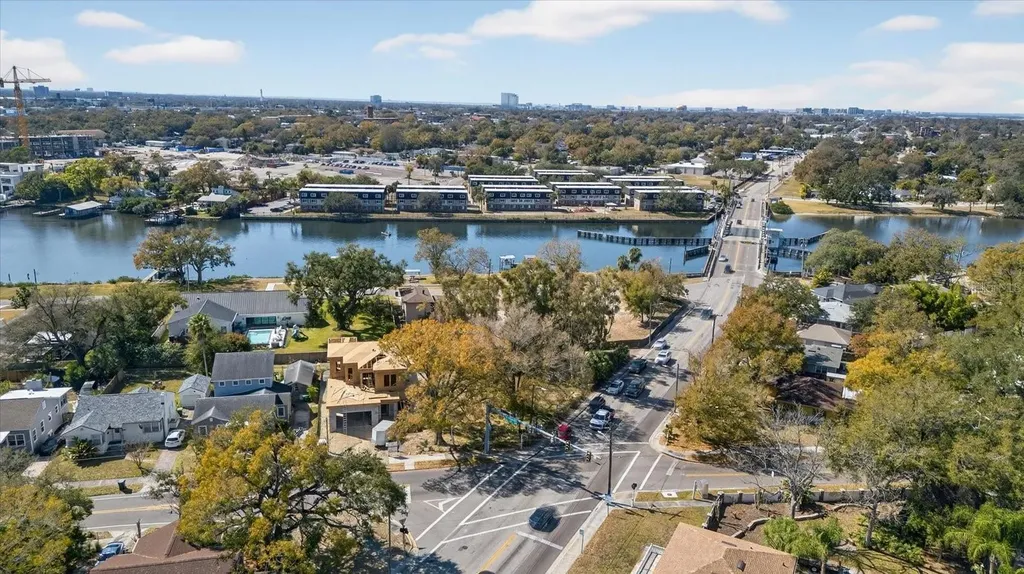 1002 W Columbus Drive Tampa FL 33602
