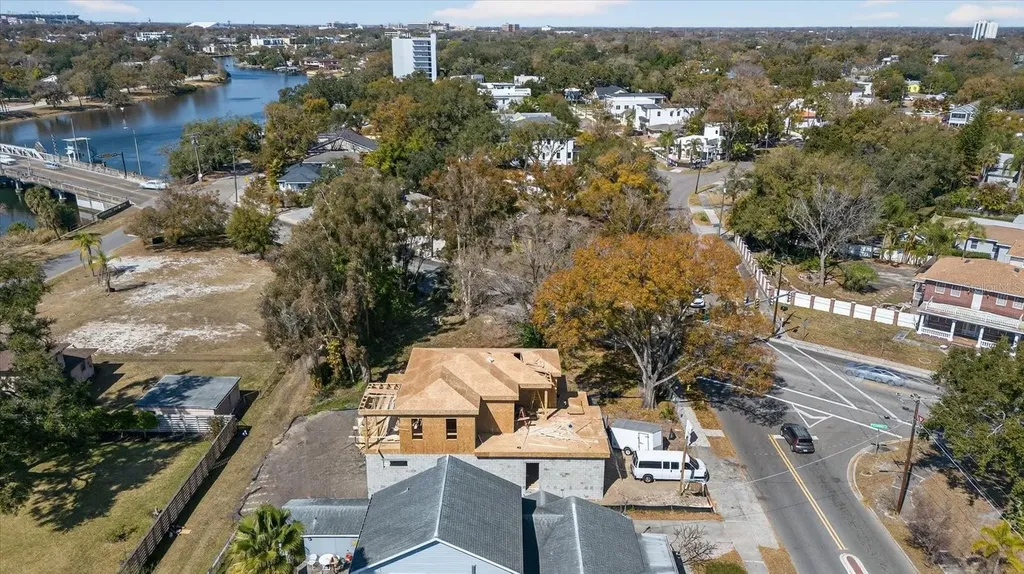 1002 W Columbus Drive Tampa FL 33602