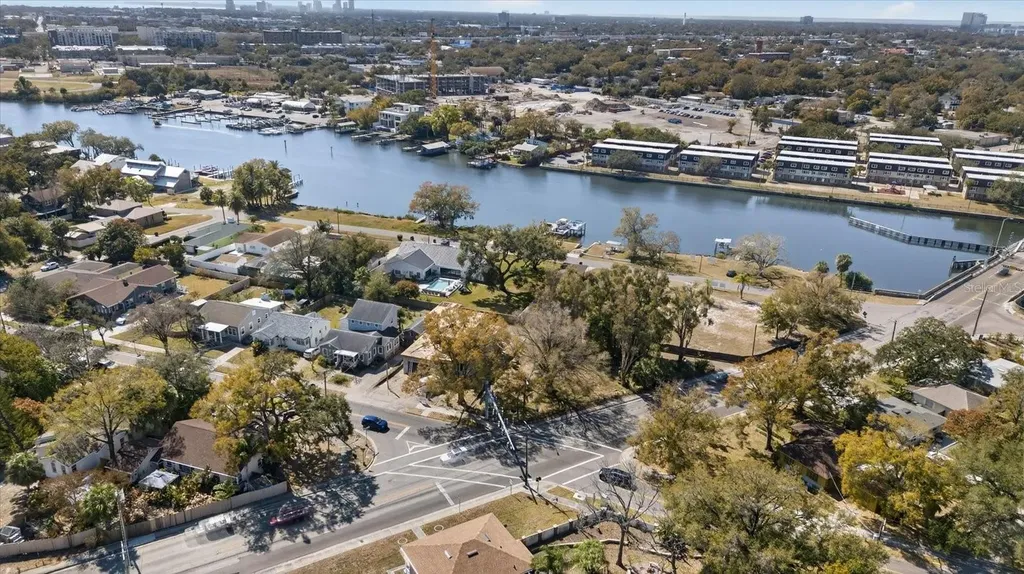 1002 W Columbus Drive Tampa FL 33602