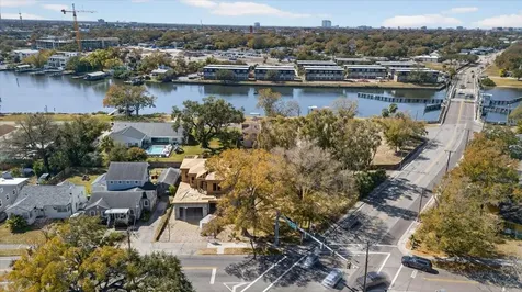 1002 W Columbus Drive Tampa FL 33602