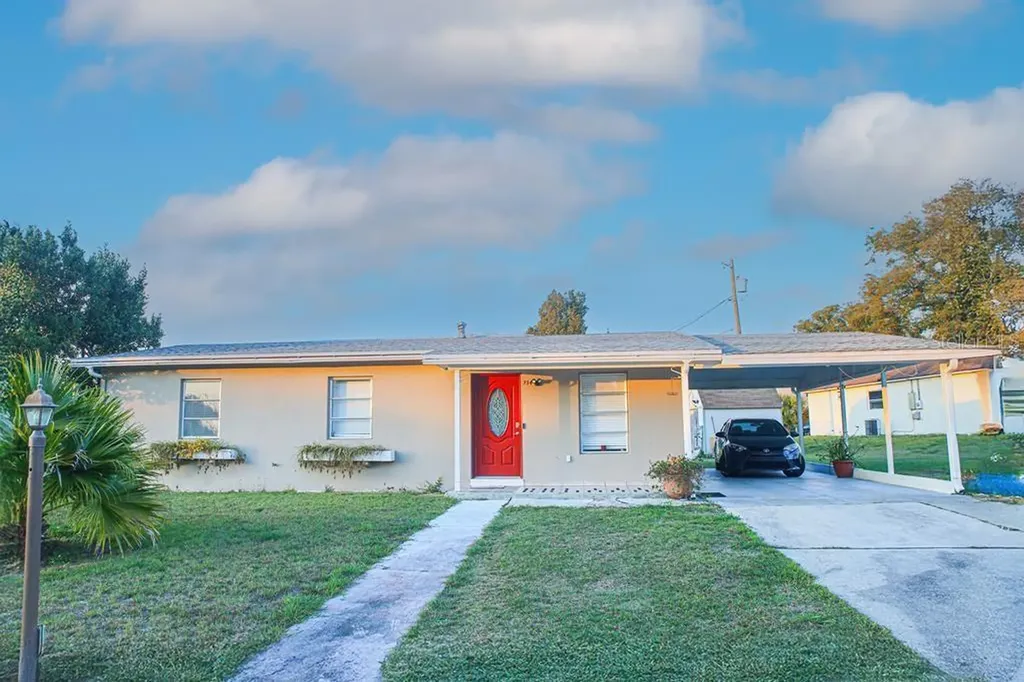 734 Hager Street Deltona FL 32725
