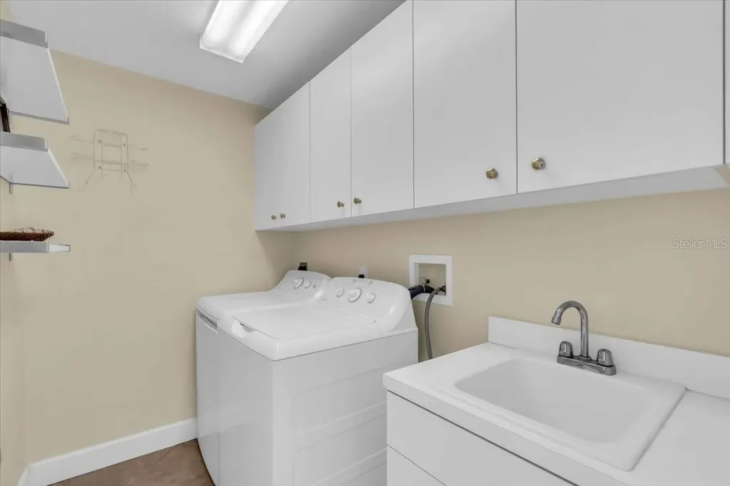 8230 Harborside Circle Englewood FL 34224