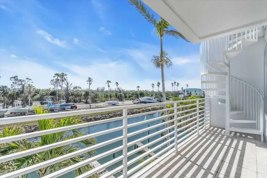 8230 Harborside Circle Englewood FL 34224