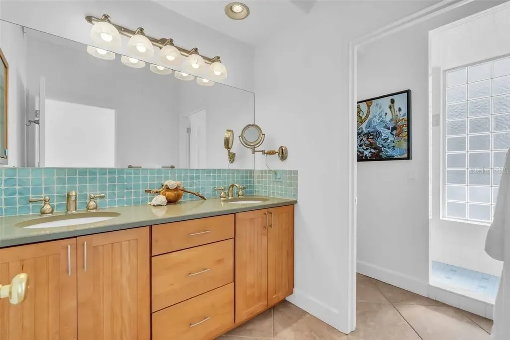 8230 Harborside Circle Englewood FL 34224