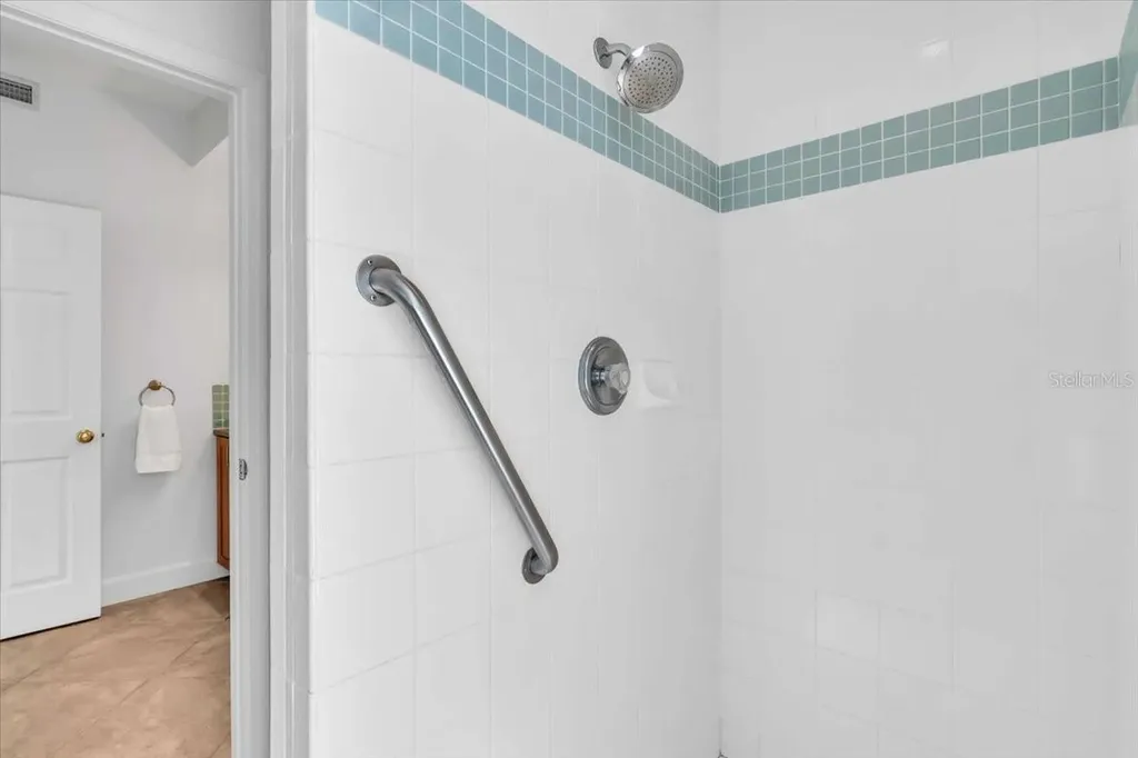 8230 Harborside Circle Englewood FL 34224