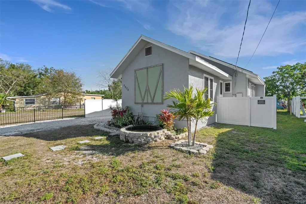 2070 28th Street Sarasota FL 34234