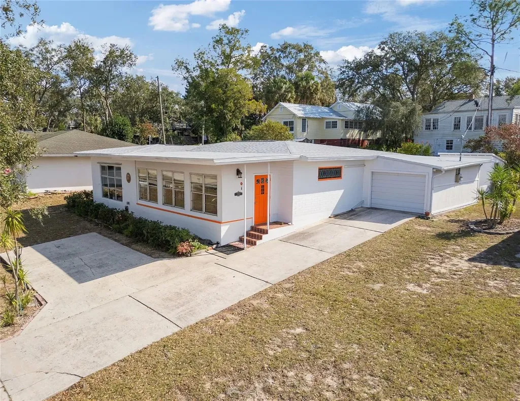 814 S Lakeshore Boulevard Lake Wales FL 33853