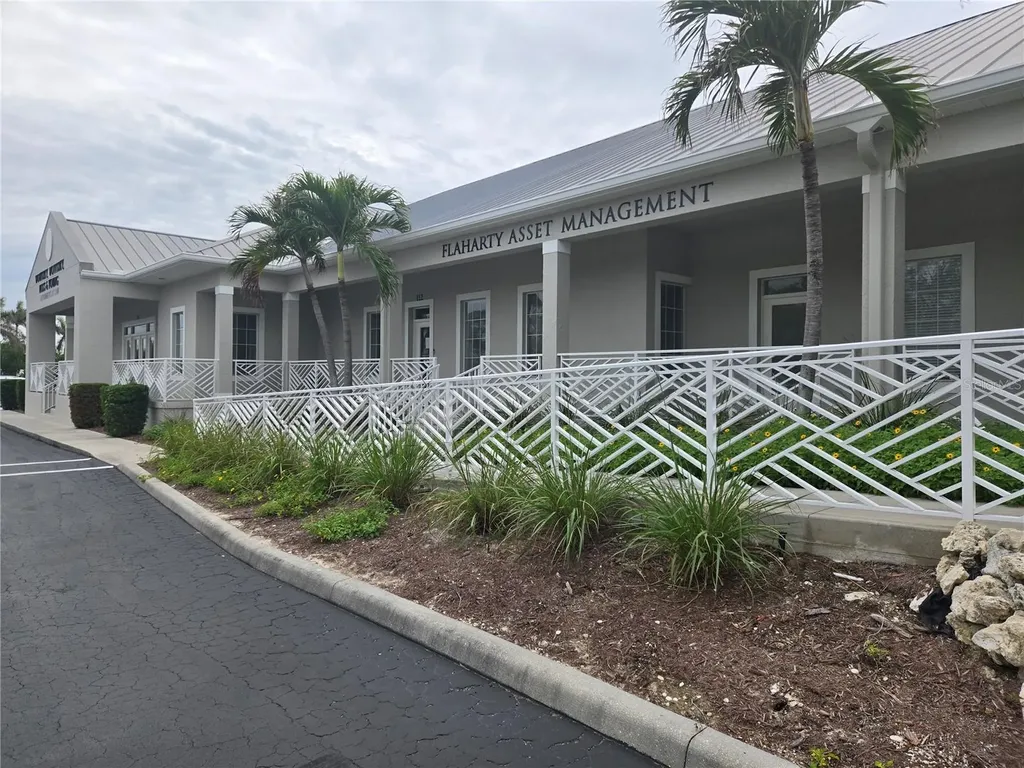1107 W Marion Avenue Punta Gorda FL 33950