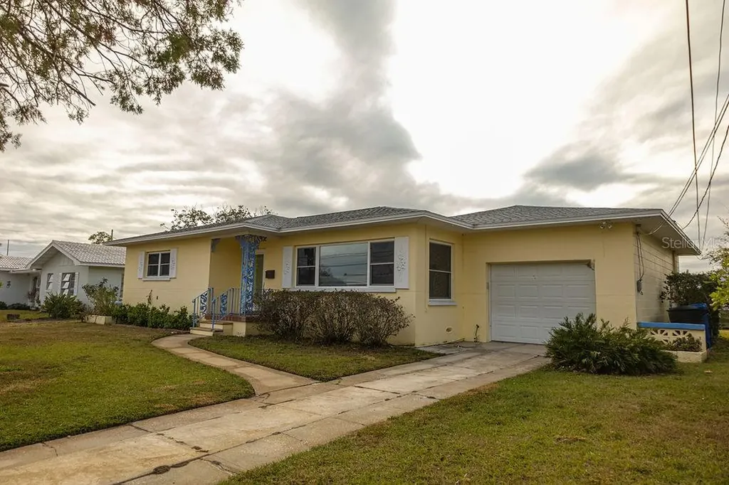 1900 41st Street N St Petersburg FL 33713