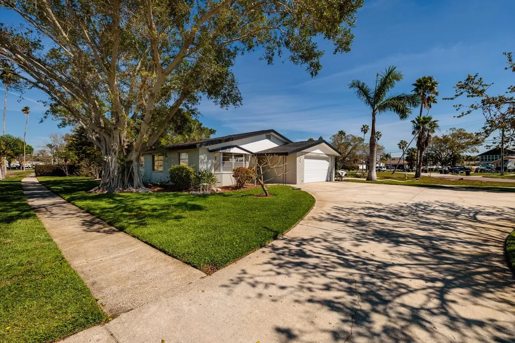 5500 Bayou Grande Boulevard NE St Petersburg FL 33703