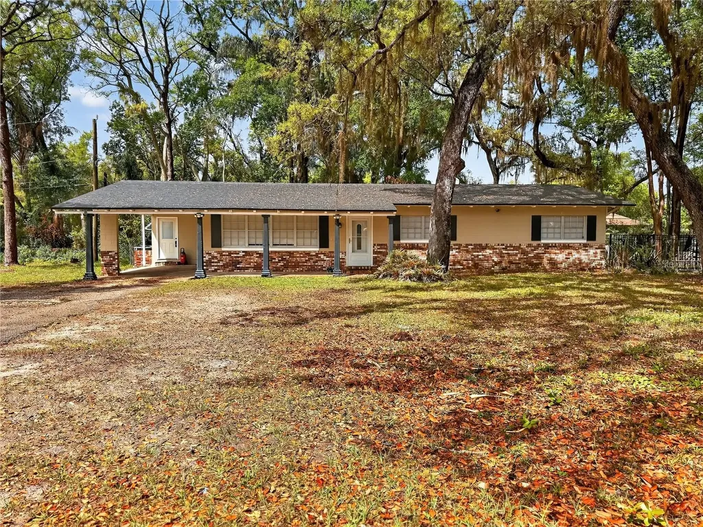 176 E Grandbend Avenue Lake Mary FL 32746
