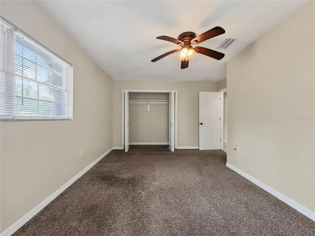 176 E Grandbend Avenue Lake Mary FL 32746